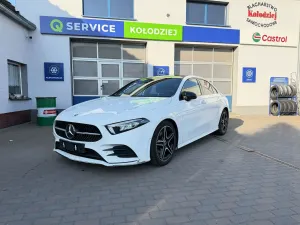 Mercedes-Benz A W177 180 d 7G-DCT AMG Line 2019