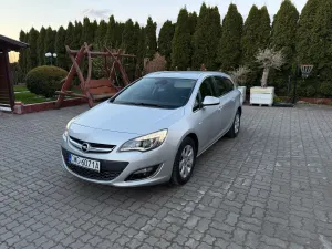 Opel Astra J 1.4 Turbo Active 2014
