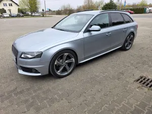 Audi A4 B8 2.0 TDI DPF S line Sportpaket (plus) 2011