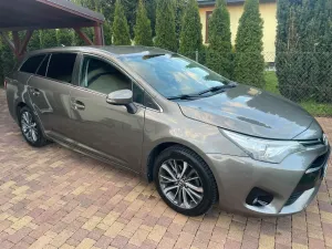 Toyota Avensis III Touring Sports 1.8 Multidrive S Comfort 2017