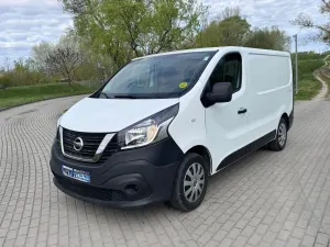 Nissan NV300 2021