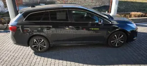 Toyota Avensis III (2009-) 2.0 D-4D Prestige 2017