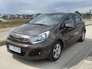 Kia Rio III 1.2 Dream Team Edition 2012