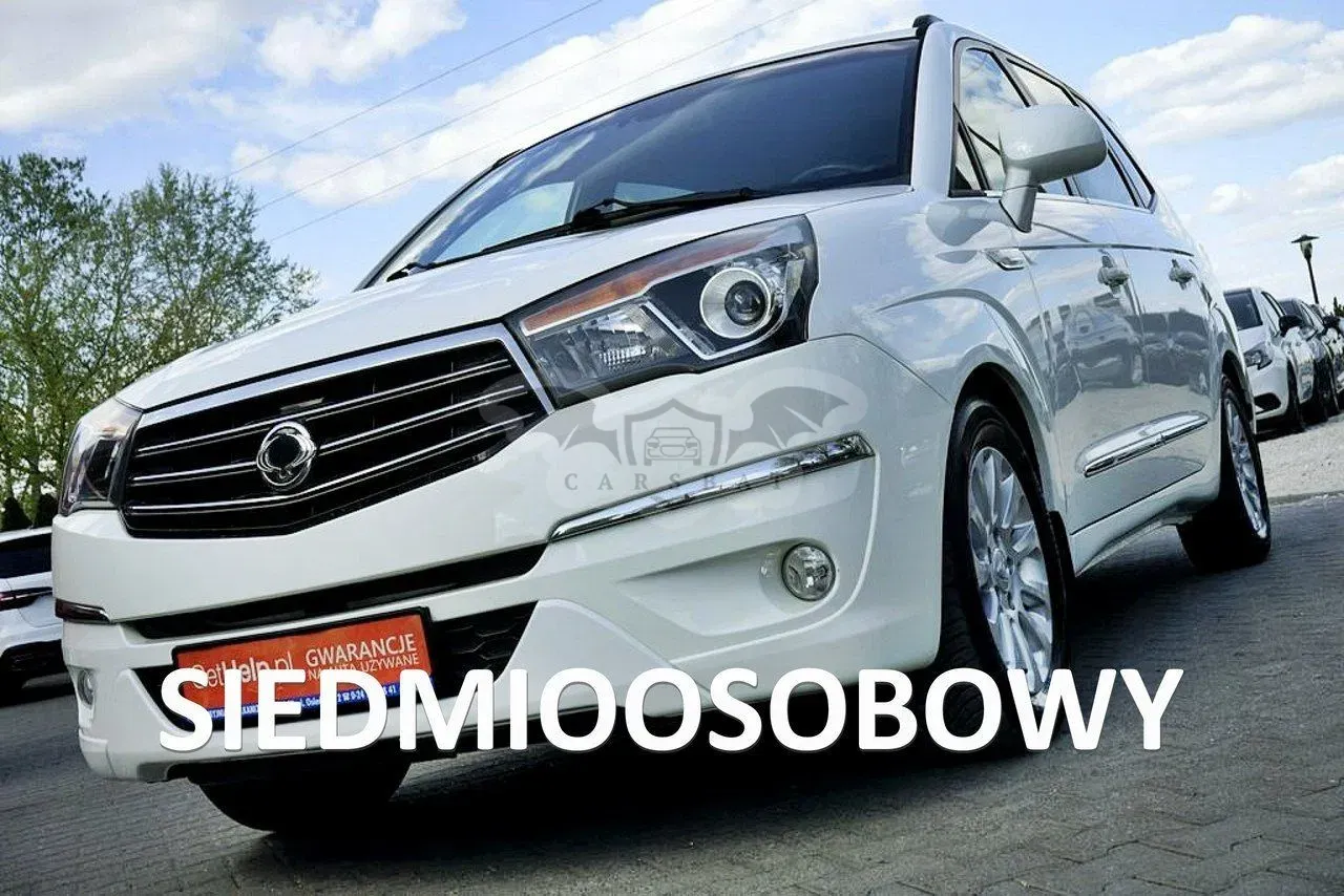 Ssangyong / KG Mobility Rodius 2015