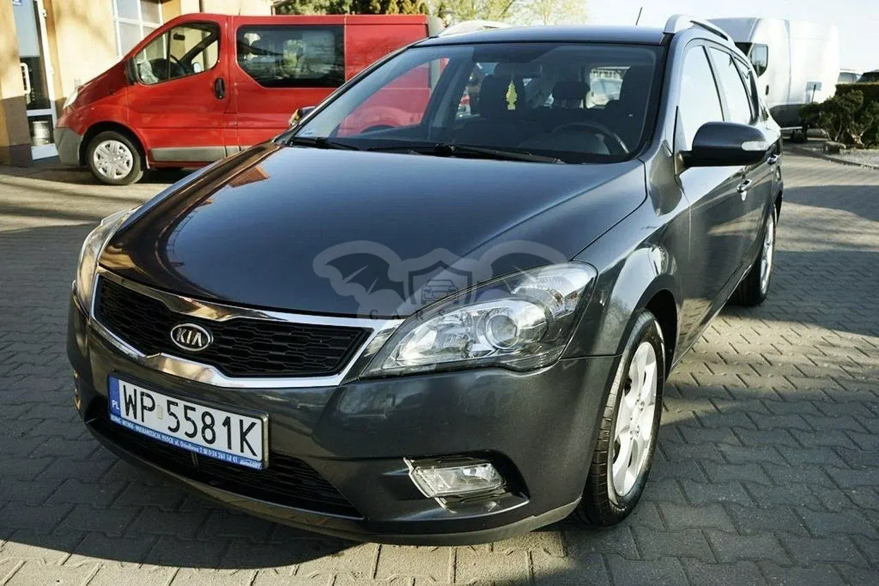 Kia Ceed I 1.6 CRDi 90 ISG Spirit 2010