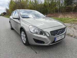 Volvo V60 I DRIVe Kinetic 2012