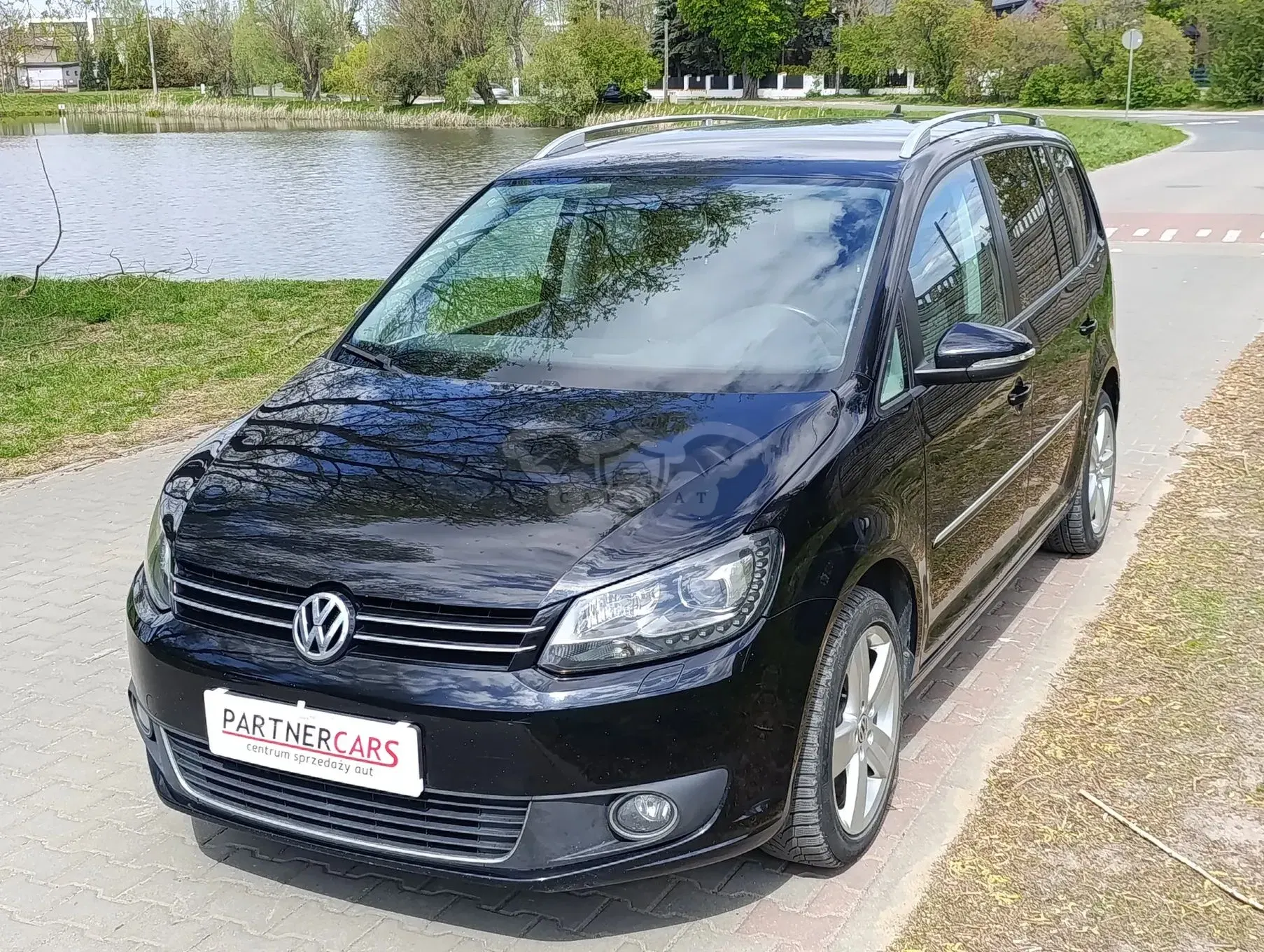 Volkswagen Touran II 2.0 TDI DPF DSG Highline 2015