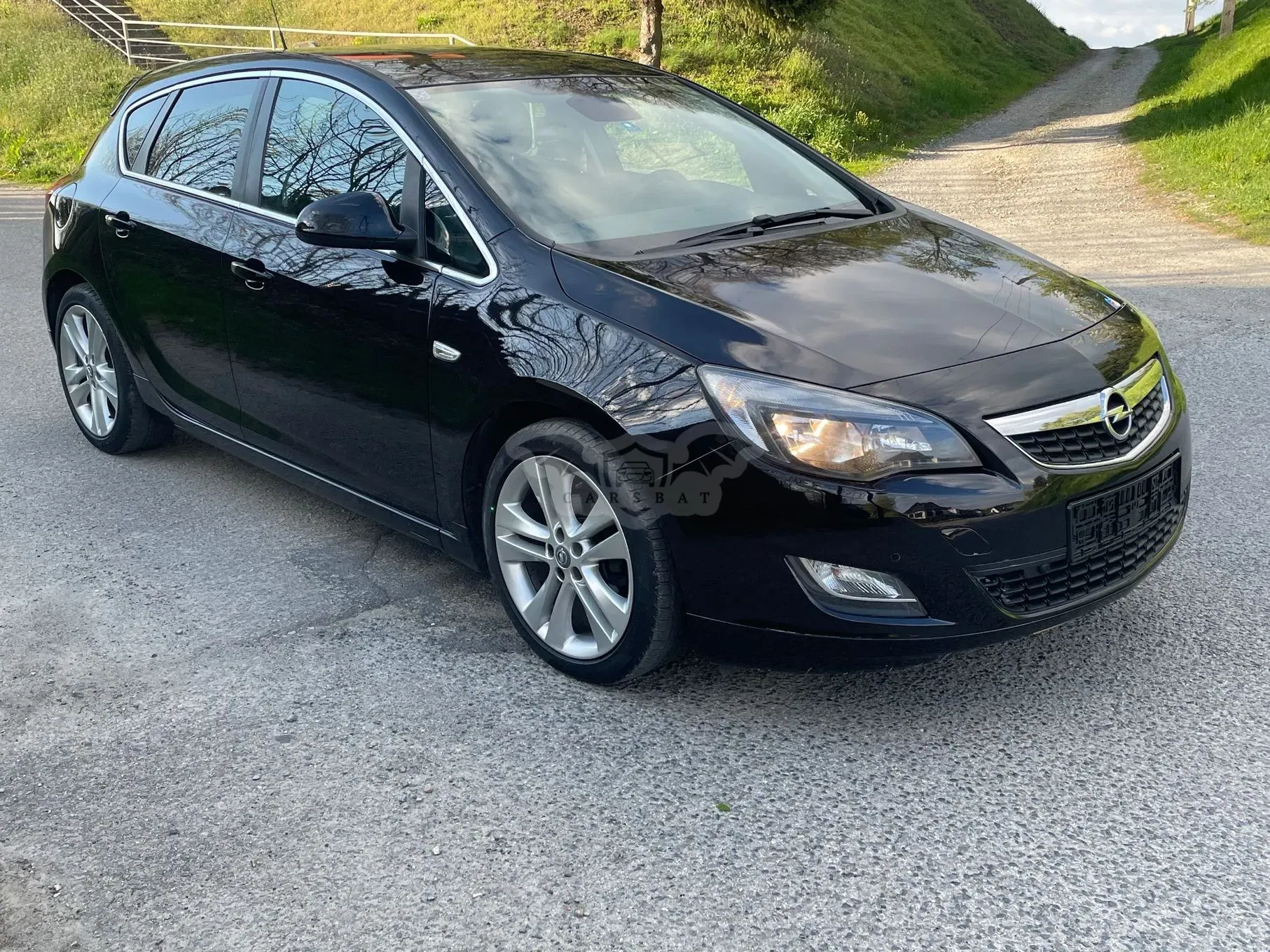 Opel Astra J 1.4 Turbo Edition Sport 2011
