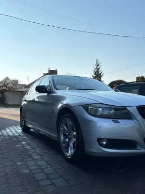 BMW 3 Series E90/E91/E92/E93 320d 2011