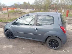 Renault Twingo II 1.2 LEV 16V 75 Rip Curl 2011