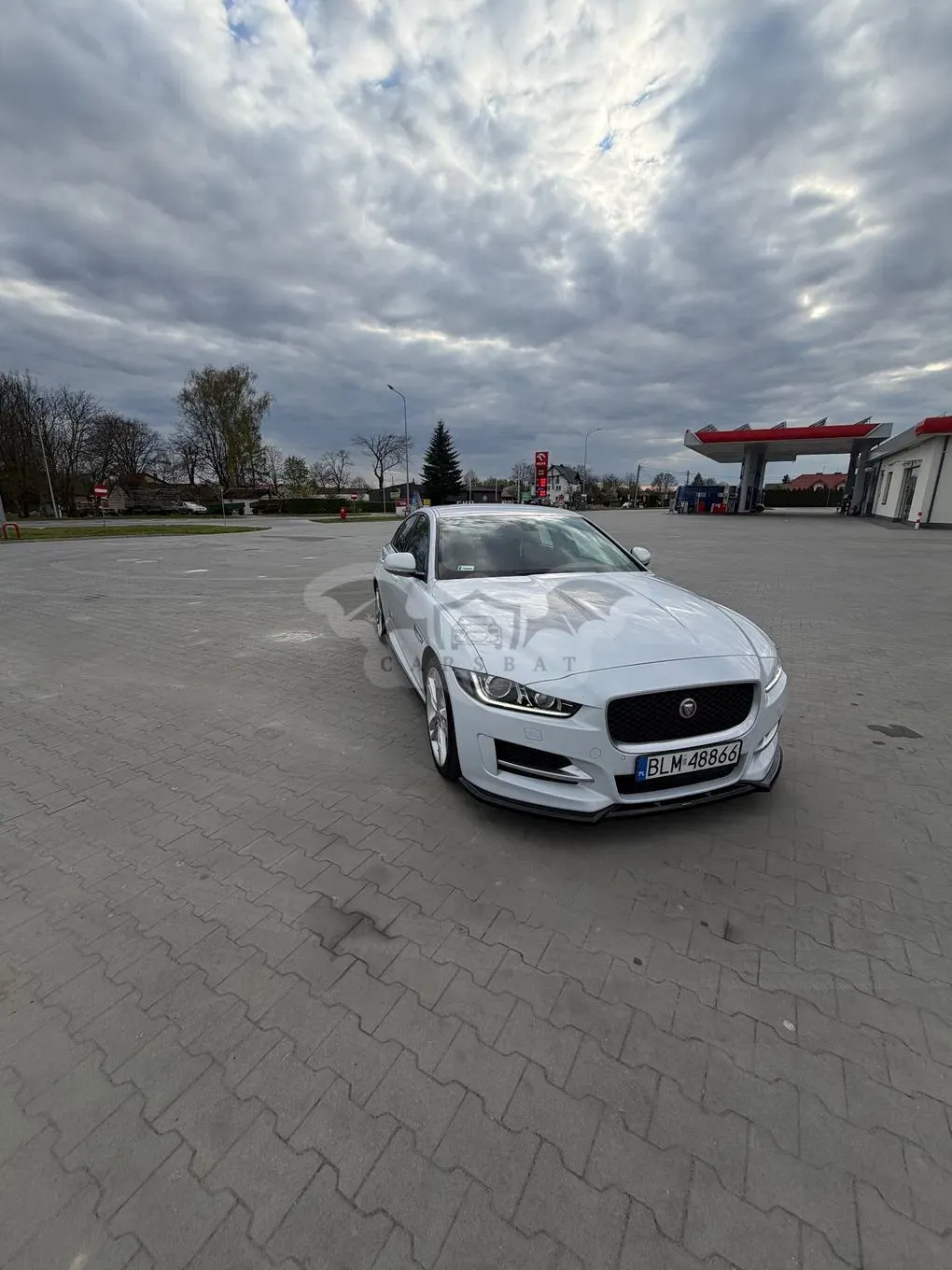 Jaguar XE 2.0 D R-Sport 2015
