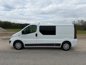Opel Vivaro 2012
