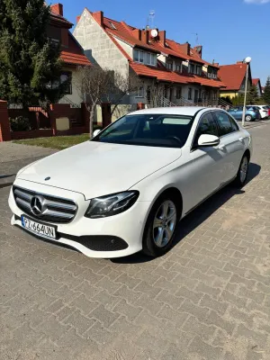 Mercedes-Benz E W213 220 d 9G-TRONIC 2016
