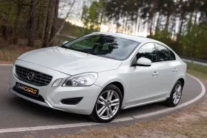 Volvo S60 II D3 Momentum 2012