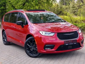 Chrysler Pacifica 2024
