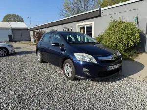 Toyota Auris I 2011