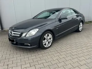 Mercedes-Benz E W212/W207 250 CDI DPF BlueEFFICIENCY Automatik Avantgarde 2011