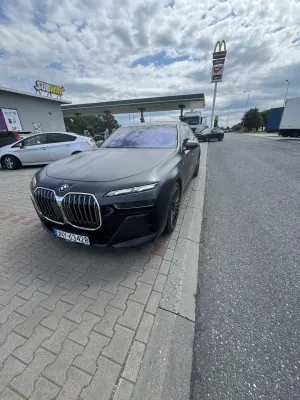 BMW 7 Series G70 740d xDrive mHEV Nero Lusso Edition sport 2024