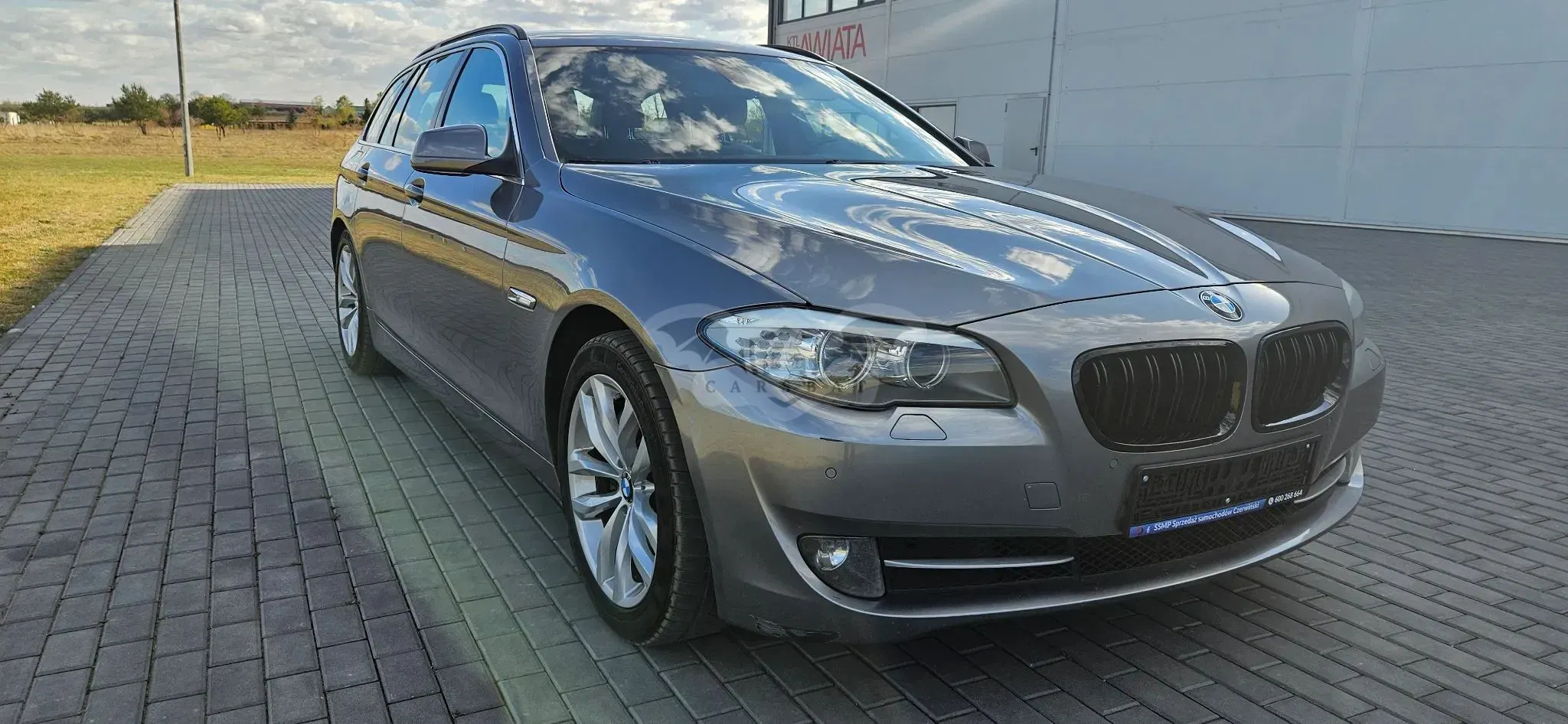 BMW 5 Series F10/F11 525d Modern Line 2012