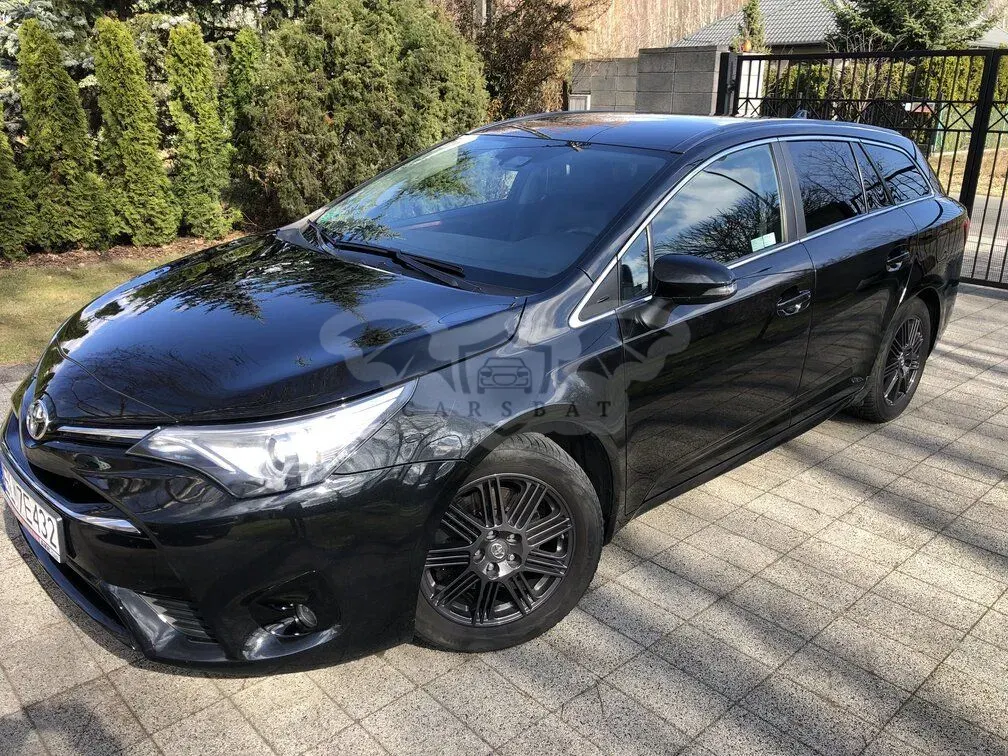 Toyota Avensis III 2.0 D-4D Premium 2015