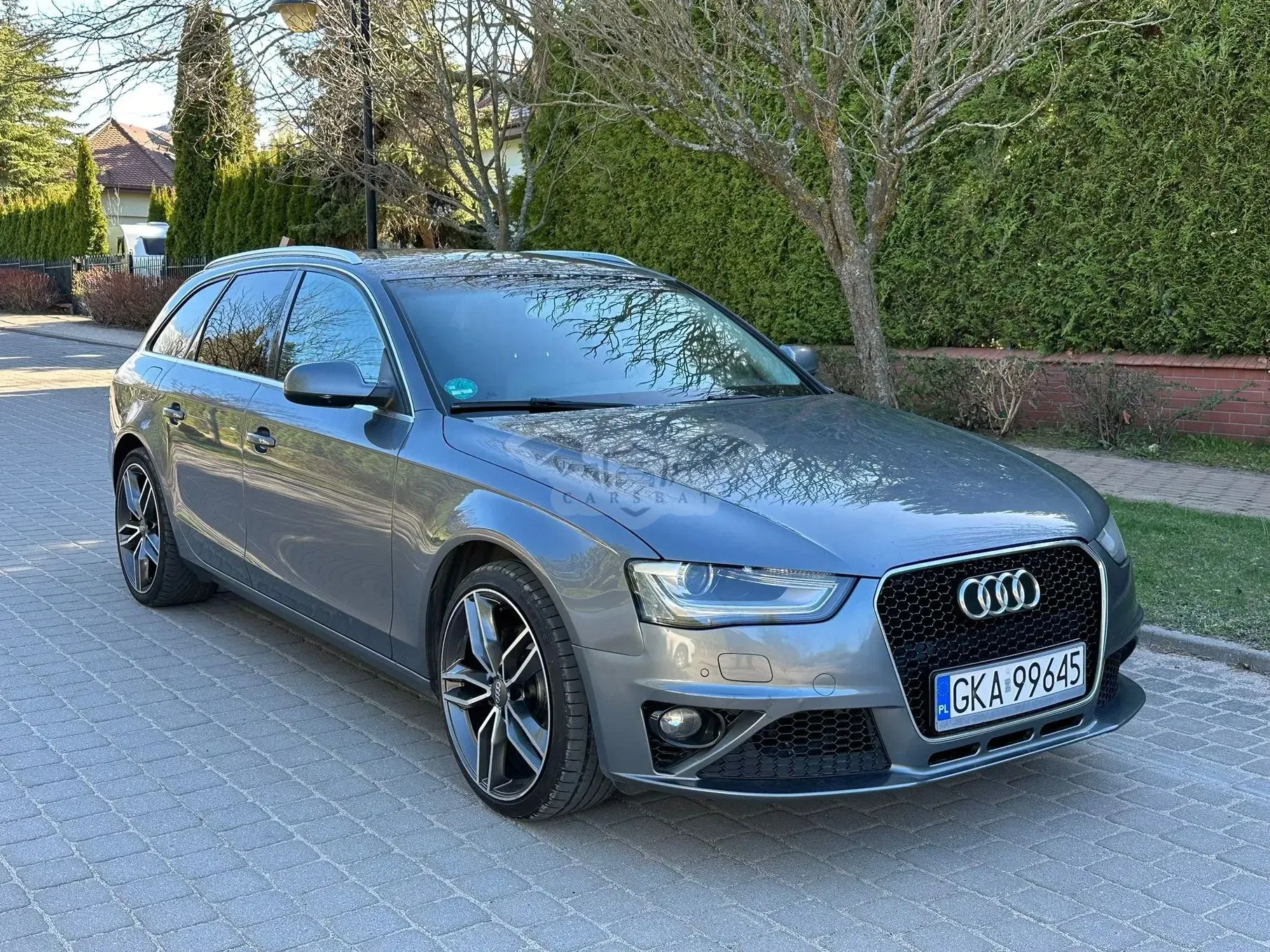 Audi A4 B8 2.0 TDI DPF Ambition 2012