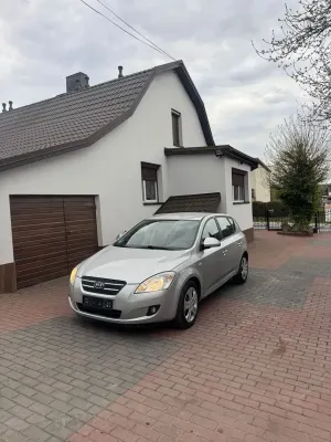 Kia Ceed I (2006-2012) 1.4 Comfort 2007