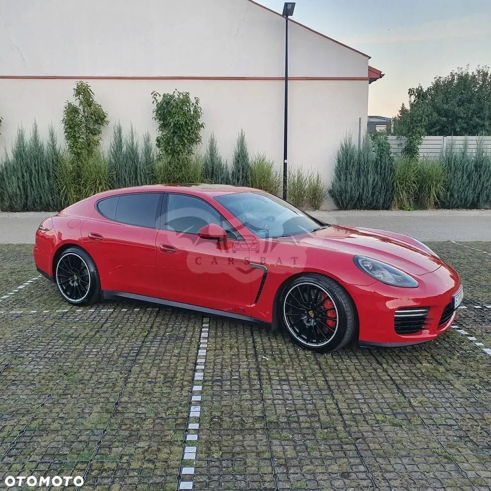 Porsche Panamera GTS 2016
