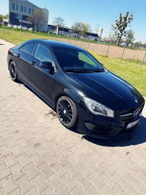 Mercedes-Benz CLA I 200 2014