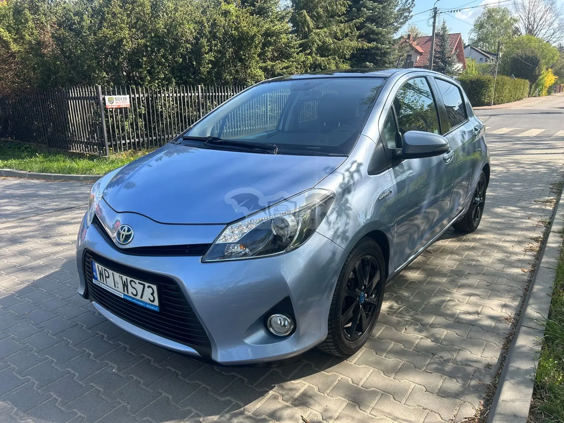 Toyota Yaris III Hybrid 100 Premium 2012