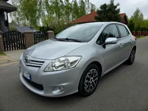 Toyota Auris I 2.0 D-4D Travel 2010