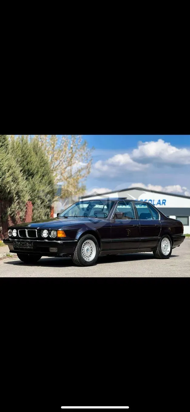 BMW 7 Series E32 750i 1988