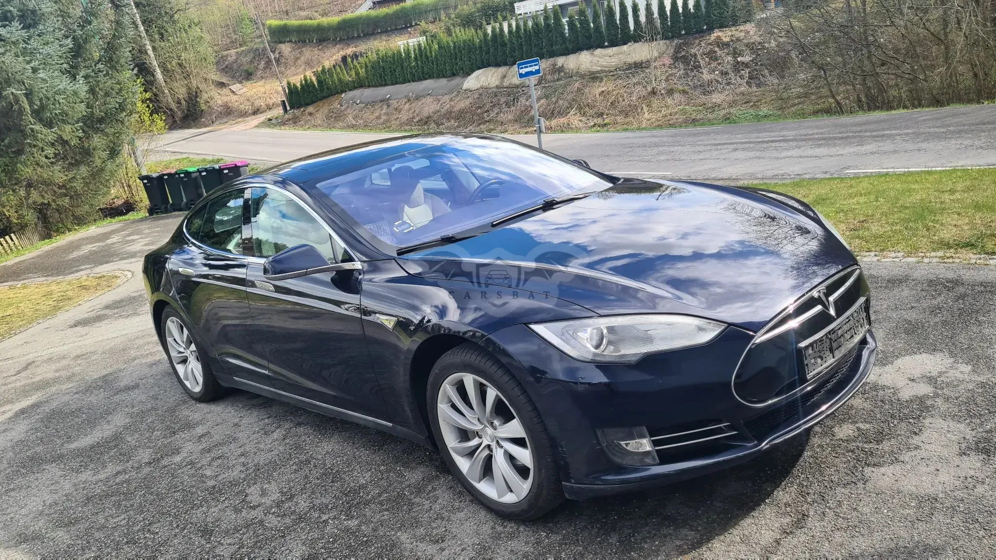 Tesla Model S 2013