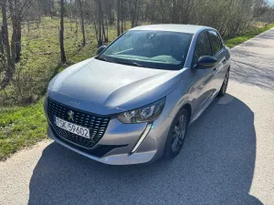Peugeot 208 II 1.2 PureTech Style S&S 2022