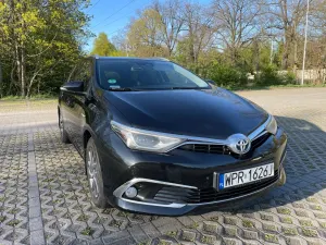 Toyota Auris II Hybrid 135 Prestige 2017