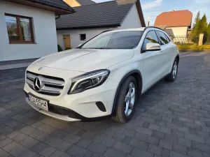 Mercedes-Benz GLA 2015