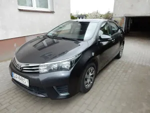 Toyota Corolla Seria E16 1.4 D-4D Comfort 2015