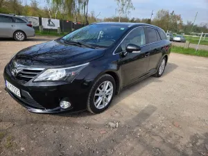 Toyota Avensis III 2.0 D-4D Sol 2012