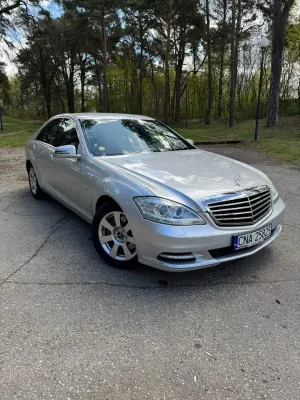 Mercedes-Benz S W221 350 CDI DPF 7G-TRONIC BlueEFFICIENCY 2010