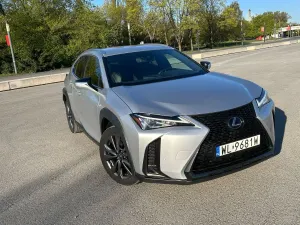 Lexus UX 250h F SPORT 2019