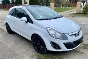 Opel Corsa D 1.4 16V Sport 2011
