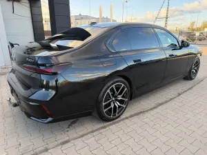 BMW 7 Series G70 740d xDrive mHEV sport 2024