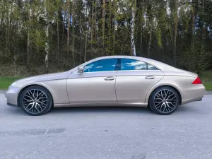 Mercedes-Benz CLS C219 500 2005