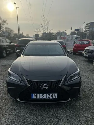 Lexus ES 300h F Sport Edition 2022
