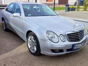 Mercedes-Benz E W211 2006