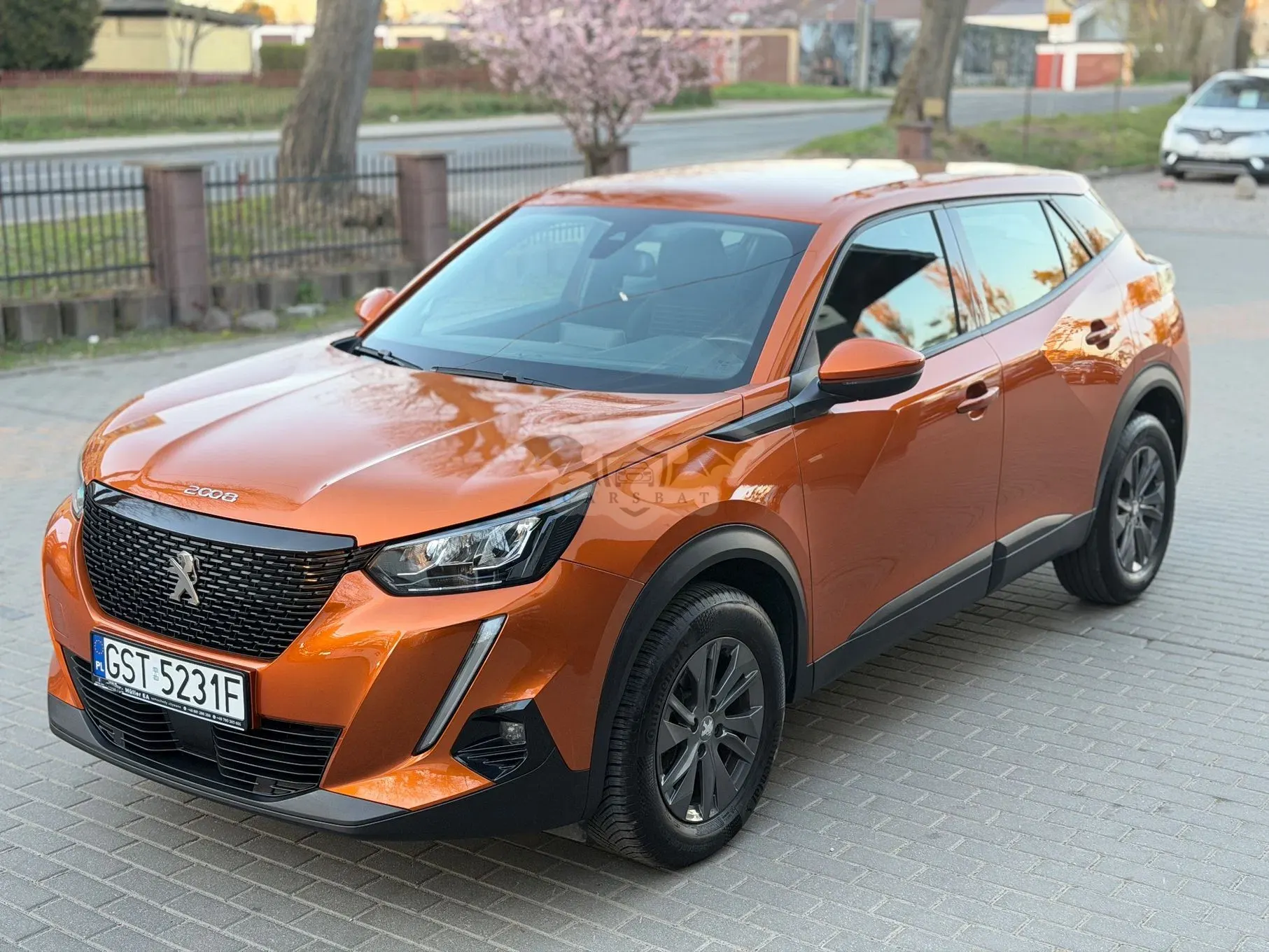 Peugeot 2008 II PureTech 130 EAT8 Active 2021