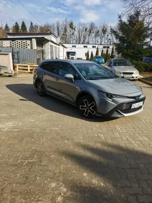 Toyota Corolla Seria E21 2020