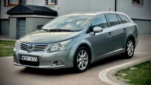 Toyota Avensis III 2.0 D-4D Sol plus 2010