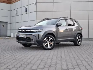 Dacia Duster F5 1.6 Full Hybrid 140 Journey MMT 2025