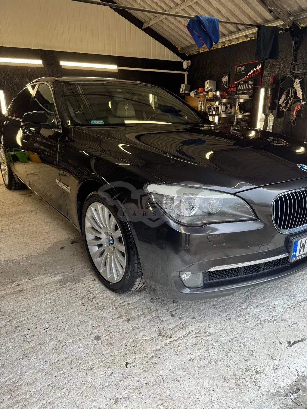 BMW 7 Series F01 740d xDrive 2012