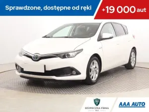 Toyota Auris II 2015